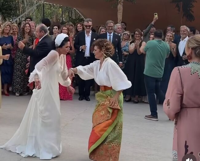 Ana Brito e Cunha com a irmã Patrícia