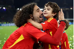 Estrela da seleção de Espanha, Marc Cucurella, não contém as lágrimas ao falar do drama com o filho: "Faz-me sofrer quando o vejo passar mal"