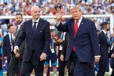 Trump entrega troféu à seleção espanhola 
