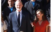 Reis recebem a Seleção de Espanha