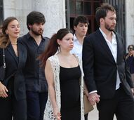 Funeral de Luís Represas à saída da Basília da Estrela
