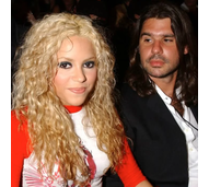 Shakira e Antonio de la Rúa.webp