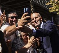 Zinédine Zidane é o novo selecionador de França