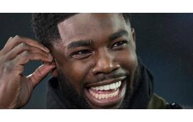 Ex-futebolista do Manchester City Micah Richards recebe notícia devastadora minutos antes de entrar em direto