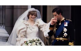 O casamento do século esteve perto do desastre: os segredos e as gafes que marcaram o dia de Carlos e Diana
