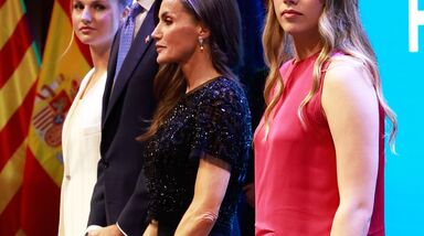 Leonor, Felipe VI, Letizia e Sofia