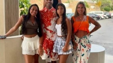 Ricardo Quaresma de férias com a mulher, Daphny, e os três filhos
