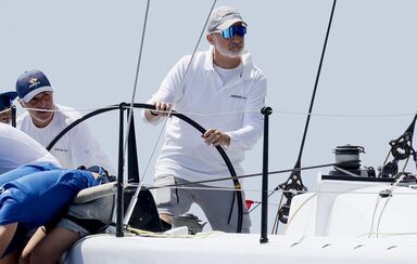 Felipe VI a bordo do Aifos em Palma de Maiorca