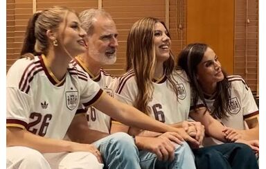 Princesa Leonor, rei Felipe VI, Infanta Sofia, rainha Letizia