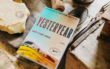 Yesteryear, de Caro Claire Burke