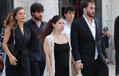 Funeral de Luís Represas à saída da Basília da Estrela
