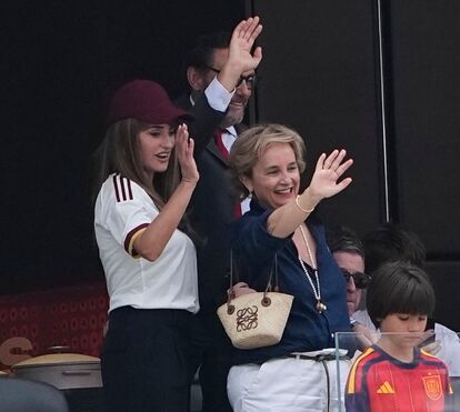 Penélope Cruz festeja de forma efusiva a vitória de Espanha no Mundial