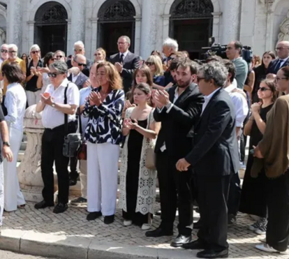 A tristeza de Cristina Thorbjornsen, a ex-mulher de Luís Represas, na despedida do cantor