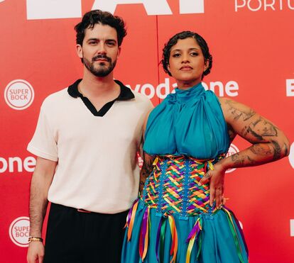 Contagem decrescente para o casamento! Blaya já procura o vestido de noiva perfeito e mostra as primeiras imagens