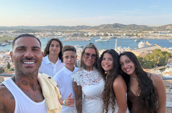 Ricardo Quaresma de férias com a mulher, Daphne, e os filhos