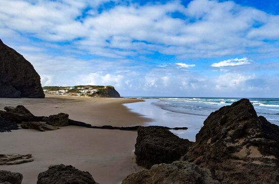 Praia de Monte Clérigo.jpg