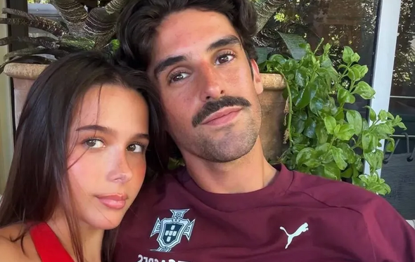 Francisco Trincão admite que o bigode é preferência da namorada Constança