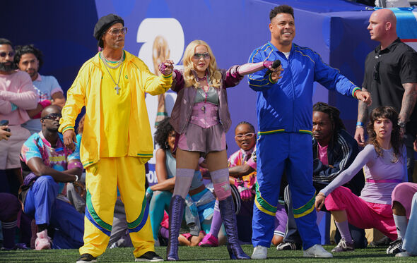 Madonna com Ronaldinho Gaúcho e Ronaldo