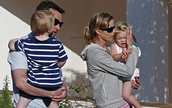 Kate e Gerry com os gémeos no Algarve