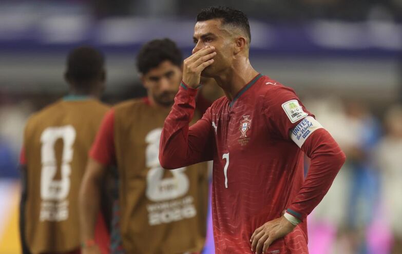 As imagens da dor: As lágrimas de Cristiano Ronaldo após a derrota com a Espanha