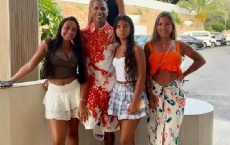 As fotos das férias de Ricardo Quaresma com a mulher e os três filhos