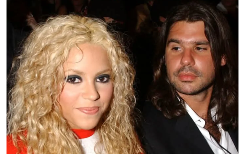 Shakira e Antonio de la Rúa.webp