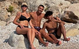 Que maravilha! Assim estão a ser as férias de Ronaldo, Gio e Cristianinho a bordo de super-iate 