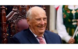 Morreu Harald V da Noruega aos 89 anos. O homem que dizia que "os reis não devem estar acima do povo, mas sim ao seu lado"