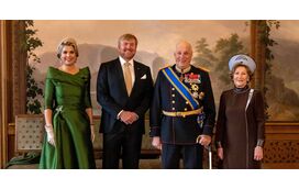 De Espanha ao Mónaco, de Inglaterra à Suécia: Casas Reais europeias unem-se num último adeus ao rei Harald V