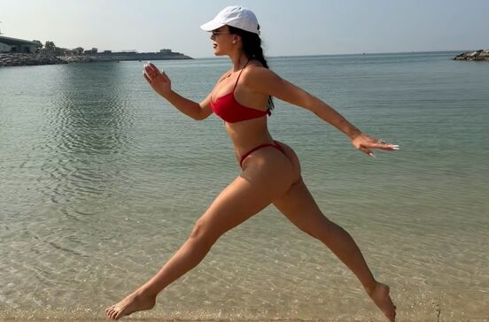 Georgina Rodríguez corre na praia, na Arábia Saudita, mostrando o recanto da casa