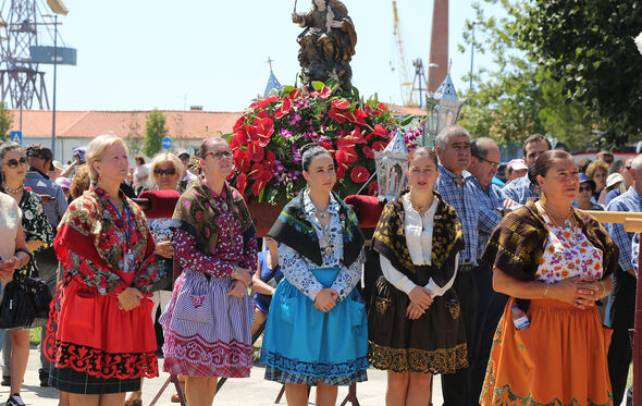 Festas d’Agonia em Viana do Castelo celebram tradição com trajes e emoção