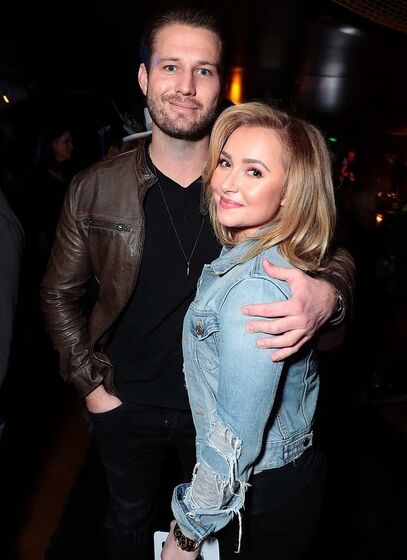 Hayden com o namorado Brian Hickerson