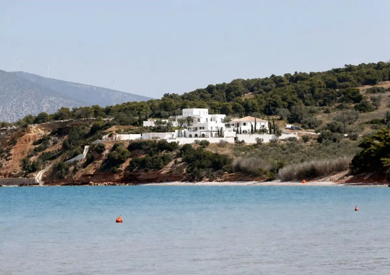 Rei Felipe VI de férias na villa grega de Atenas