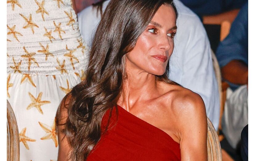 O visual elegante de Letizia