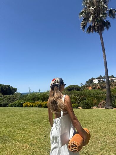 Helen Svedin de férias no Algarve