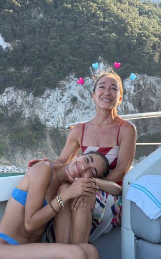 Matilde Mourinho e a mãe celebram um dia especial, demonstrando a sua ligação
