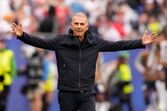 Ghana head coach Carlos Queiroz reacts during the World Cup