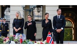 Funeral de Harald V: cinco detalhes que estão a marcar a despedida do rei da Noruega
