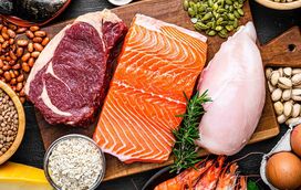 Proteína é a palavra da moda na nutrição, mas não se deixe enganar. Saiba que alimentos consumir