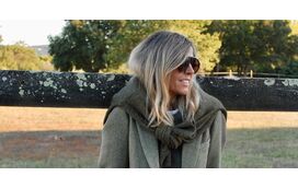 Se tem mais de 40 anos, esqueça as regras: estes 6 truques dão um ar moderno a qualquer look