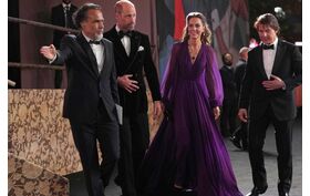 Príncipe William e Kate Middleton reencontram-se com Tom Cruise na estreia do filme 'Digger'