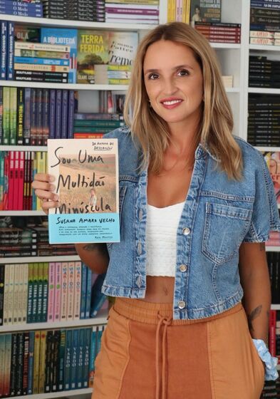 Susana Amaro Velho lança 'Sou uma Multidão Minúscula'