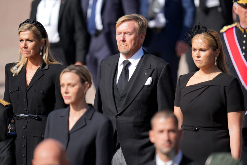 Reis dos Países Baixos, Máxima e Willem-Alexander, e a princesa-herdeira Amalia