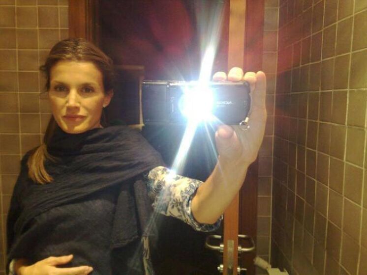 Letizia com a famosa pashmina