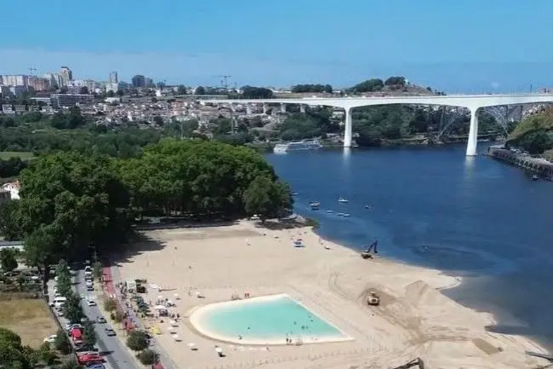 Piscina do Areinho