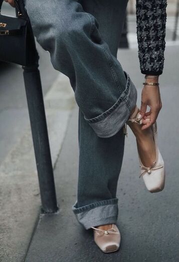 Os seus jeans são aborrecidos e parecem sempre iguais? Estes 5 sapatos podem mudar tudo
